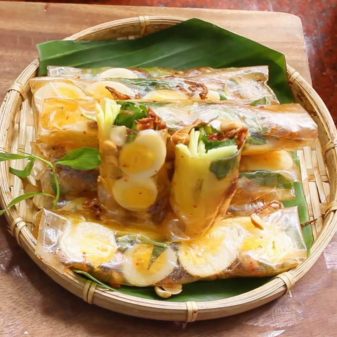 bánh tráng cuốn sốt bơ thành phẩm cắt khoanh