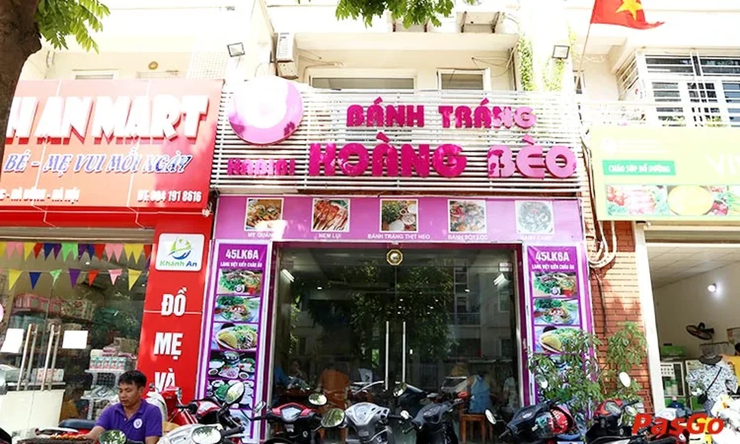 bánh tráng hoàng bèo cơ sở Hà Đông phục vụ món miền Trung