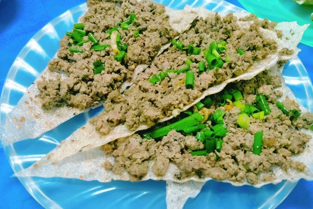 Cách nhận ra bánh tráng kẹp Đà Nẵng ngon bánh tráng kẹp đà nẵng giòn mép dẻo giữa nhân nóng đều
