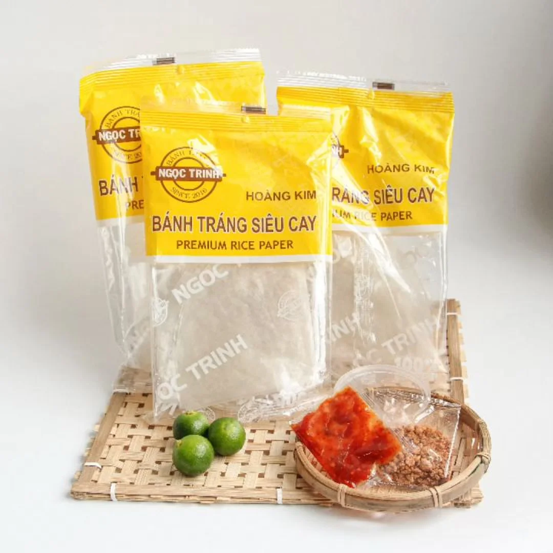 bánh tráng ngọc trinh dạng cuốn và ăn vặt