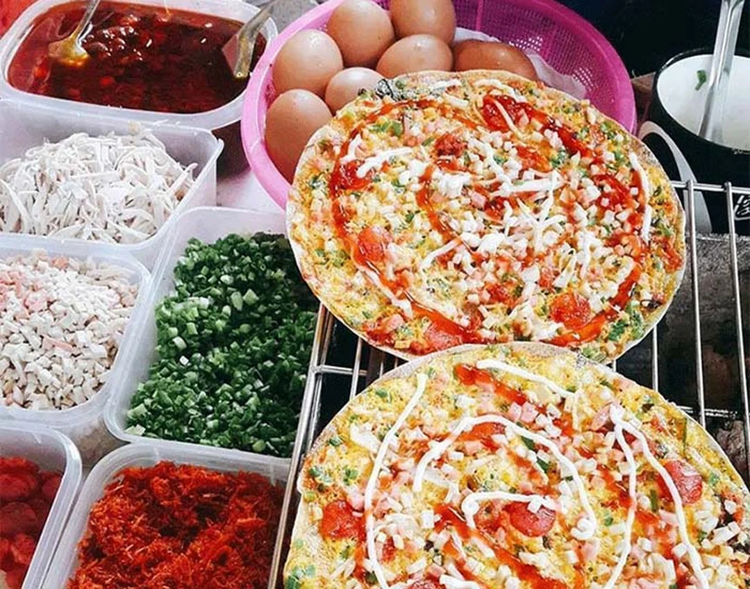 bánh tráng nướng 61 cao thắng được gói mang đi
