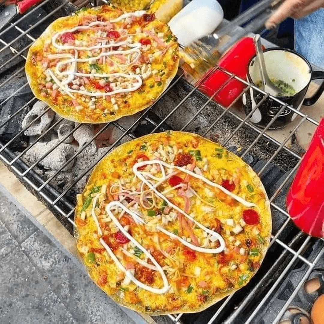 bánh tráng nướng Nha Trang với nhân trứng và mỡ hành