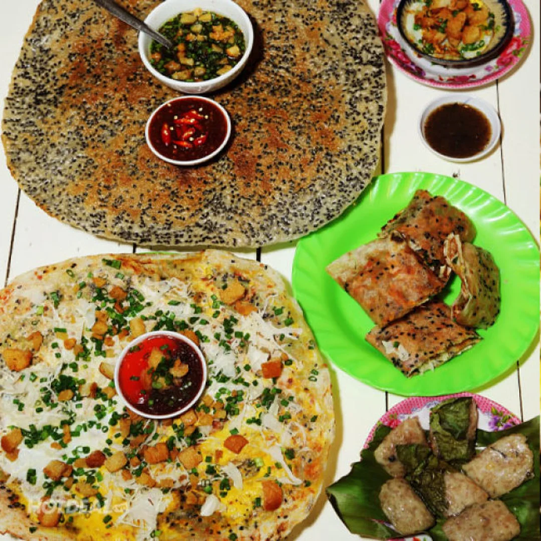 bánh tráng nướng phan rang tại quán ăn vặt