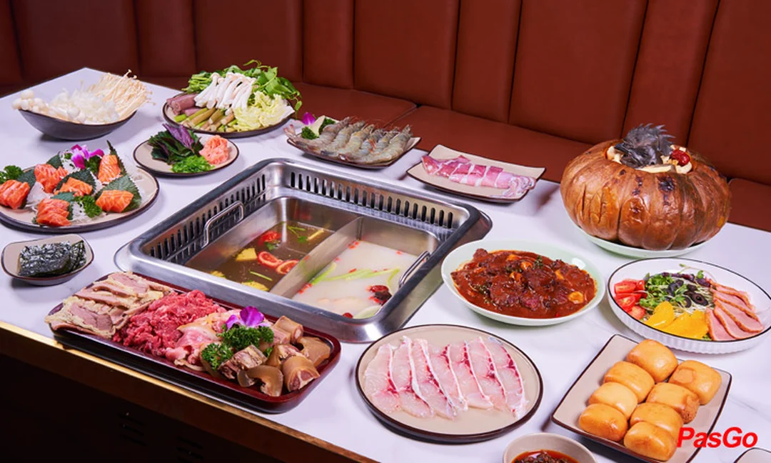 bánh tráng thịt heo giang mỹ không gian bàn ăn nhóm