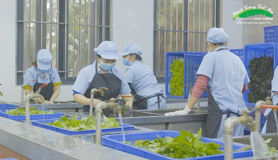 bánh tráng thịt heo phú cường với khu chế biến và tiêu chuẩn thực phẩm