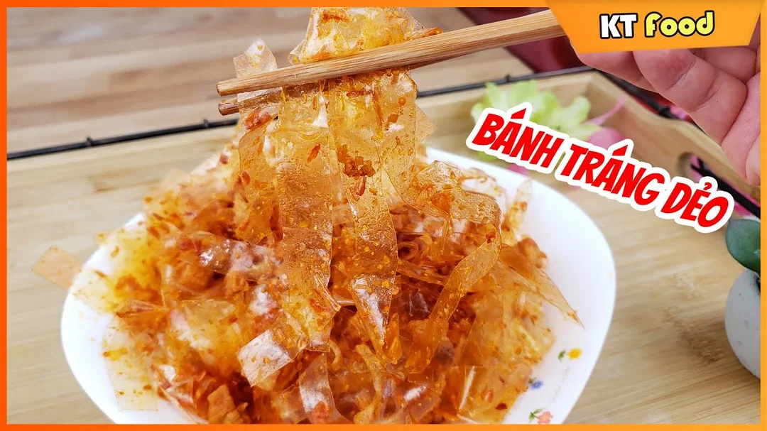 Cách làm bánh tráng trộn Long An đặc sản miền Tây